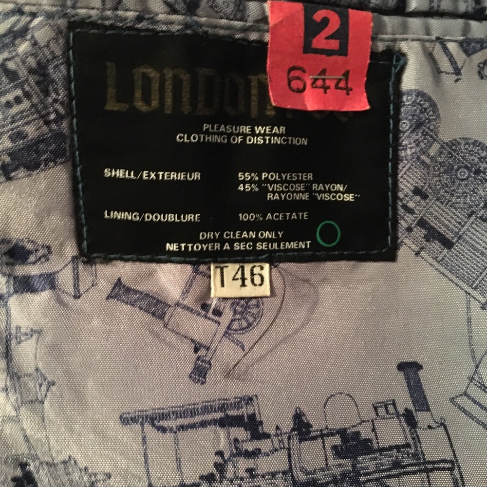 Classy Suit Sz in Pictures